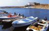 přístav v Ayios Ermolaos